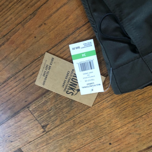 Brand new Size 34 hiking shorts - Picture 5 of 9